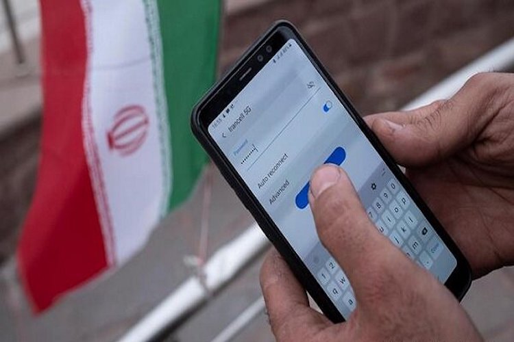 رشد ۹ پله‌ای ایران در اینترنت موبایل