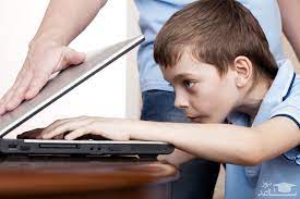 نشانه‌های اعتیاد کودکان به اینترنت
