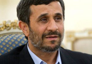 احمدی نژاد: می‌خواهند فضای مجازی را ببندند