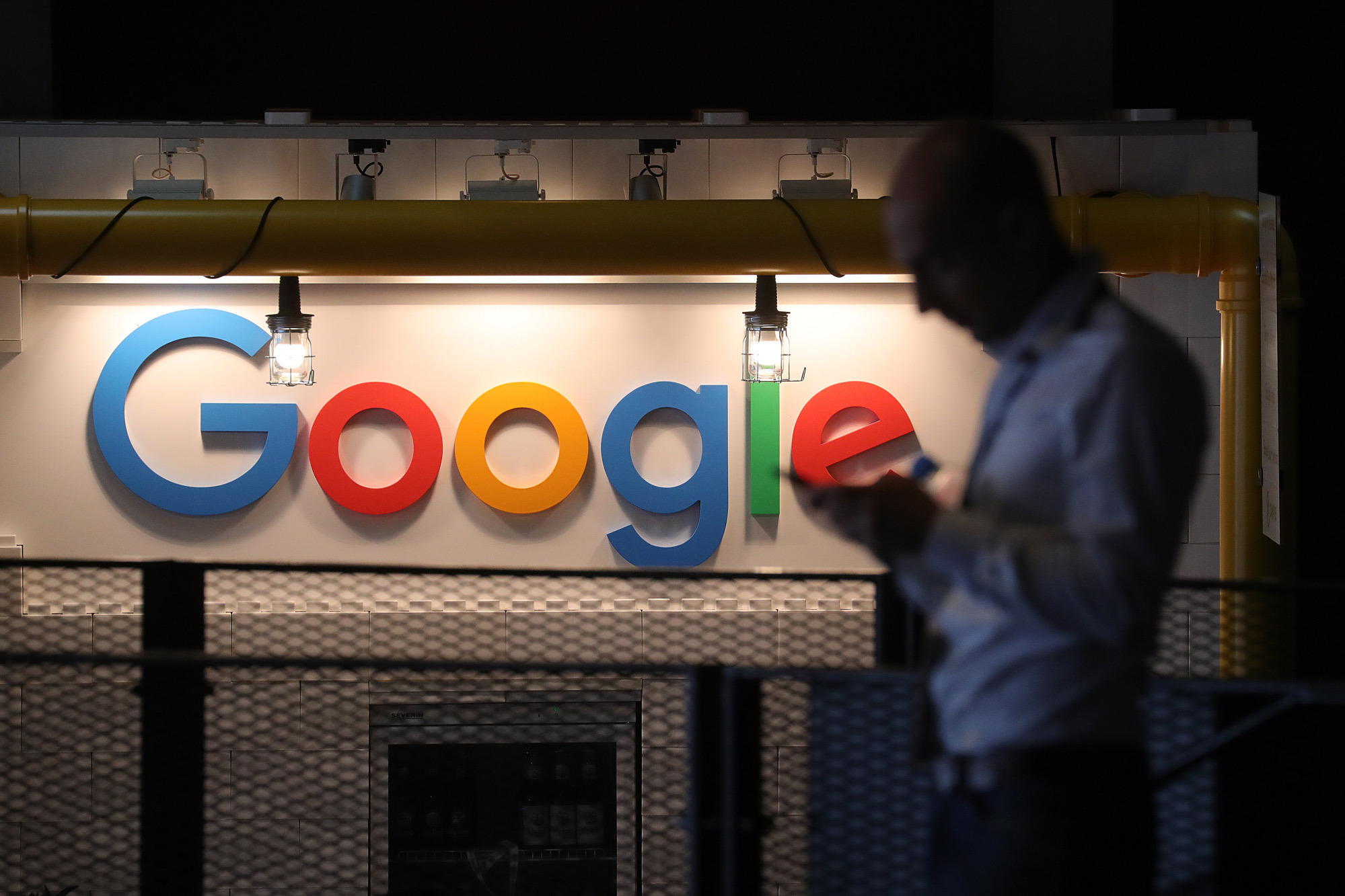 گوگل برای سلطه بر بازار تبلیغات دیجیتال دادگاهی می شود